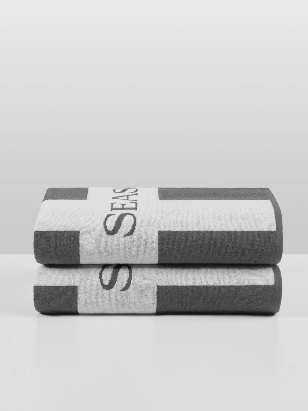Cabana Towel Set - Image 17