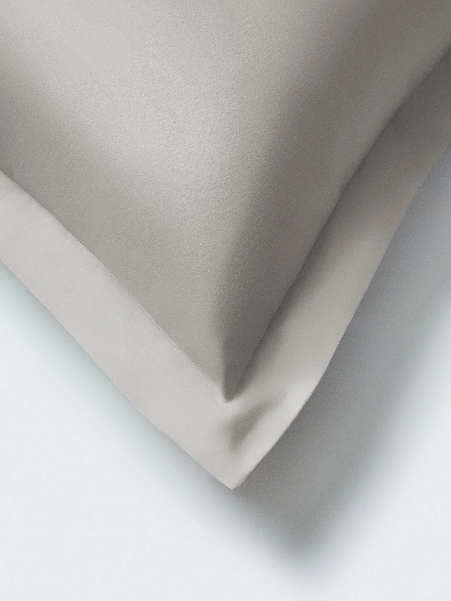 Signature Hotel Linen Set - Image 60