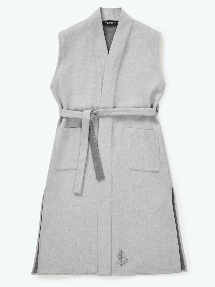 Sleeveless Robe - Image 2